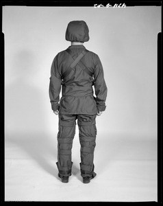 CEMEL, bomb disposile uniform