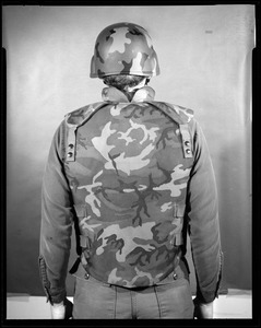 Armor branch, back view-Kevlar, helmet + vest