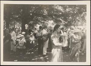 Crowd, street fair