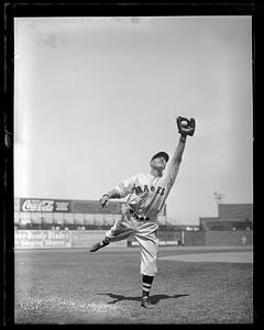 Braves in midair catch