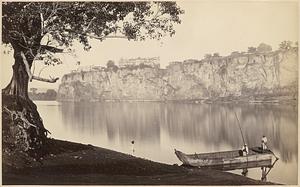 Bhainsrorgarh, from the opposite bank of the Chambal