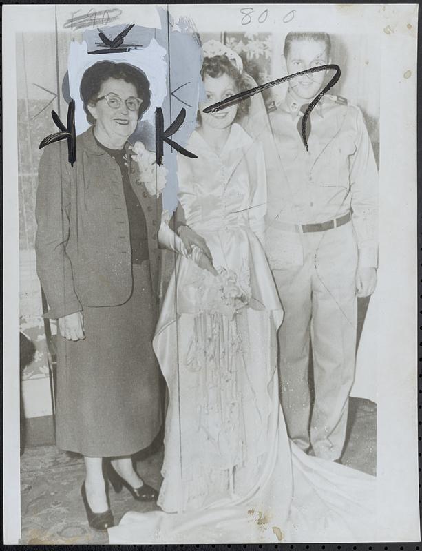 Mrs. Lillian Hanley