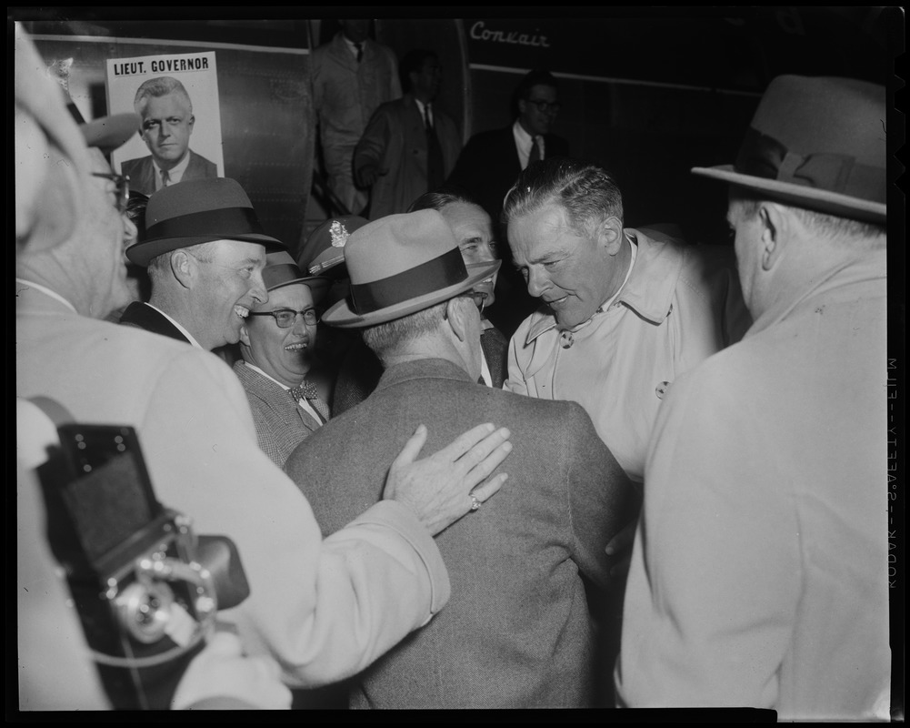 Henry Cabot Lodge, Jr. meeting with supporters at Beverly airport