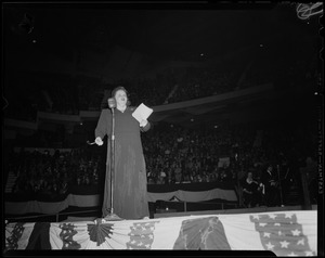 Kate Smith performing at Boston Garden