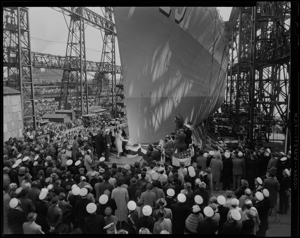 Crowd at launch of USS Bainbridge from shipyard in Quincy