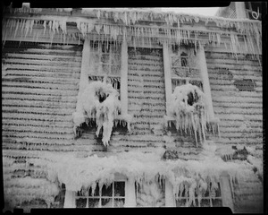 Windows of Wayside Inn covered in ice after fire