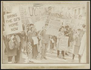 Students from Univ. of California at Riverside start up Market St. as they march in anti-Vietnam War parade. An estimated 30,000 demonstrators paraded in the largest peace demonstration in West Coast history.