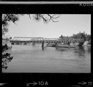 Merrimack River bridges