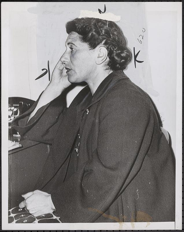 Mrs. Sara Sanders