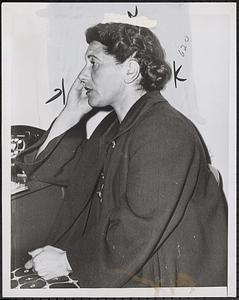 Mrs. Sara Sanders