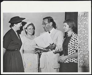 Ball Players’ Wives Hear Nutritionist--Left to right: Mrs. Harry Chiti, wife of Kansas City’s catcher; Mrs. Bob Cerv, wife of Athletic’s left fielder; Dr. Carlton Fredericks, nutrition specialist and consultant to the Athletics, and Mrs. Jerry Lumpe, wife of Kansas City’s second baseman, pose during a luncheon at the Kansas City club where Dr. Fredericks spoke on a nutritional diet for the personnel of the Athletics.