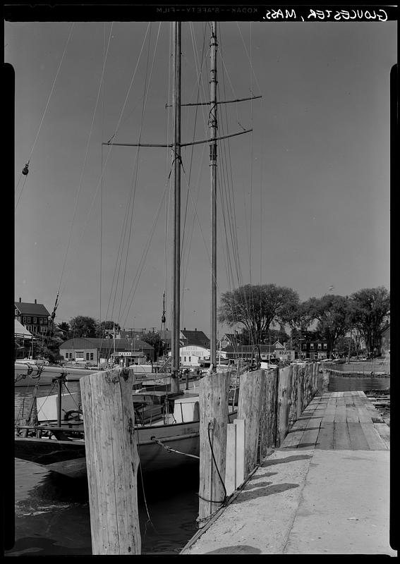 Gloucester, Sailing vessel Digital Commonwealth
