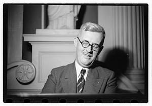 R Franz Reissmann