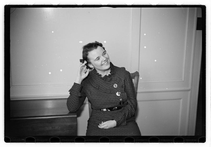 Miss Elizabeth Chagnon Jackson Coll.
