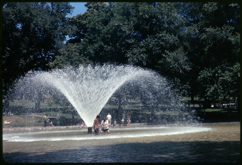 Boston Common Frog Pond spray pool