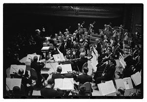 Harvard & Radcliffe Glee Clubs symphony Woodworth conducting, Symphony Hall