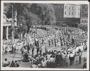 Cambridge's centennial parade