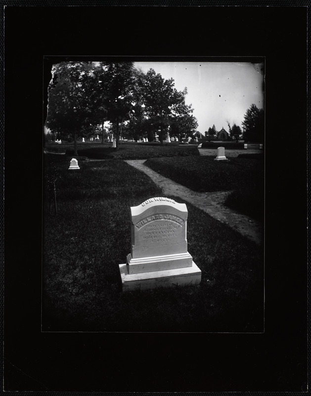 Gravestone for Willard James Buffington, "Only child of James and Fanny M. Buffington , Died Dec. 30, 1877, Ae. 18 yrs."