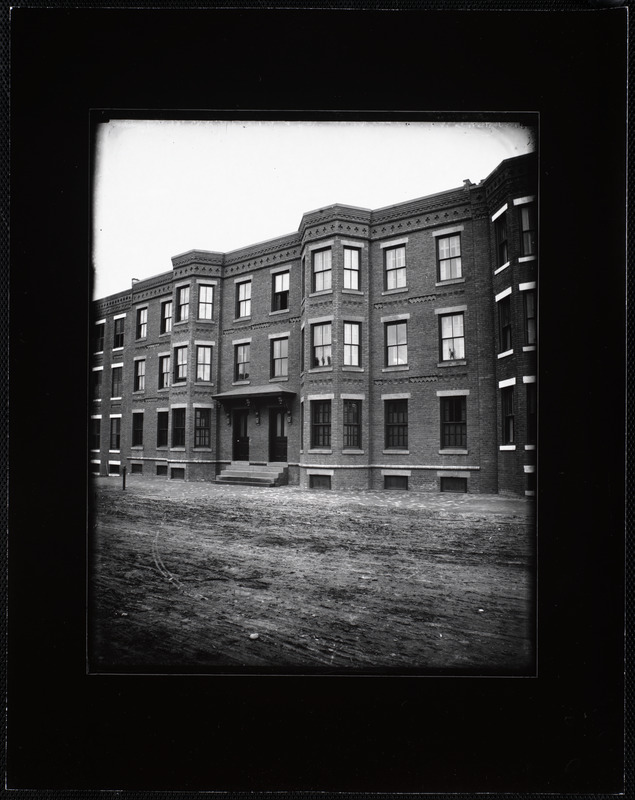 Apartment building