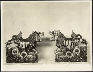Pair of Chinese porcelain dragons