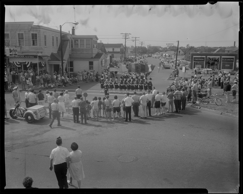 Veterans of Foreign Wars parade, Hyannis