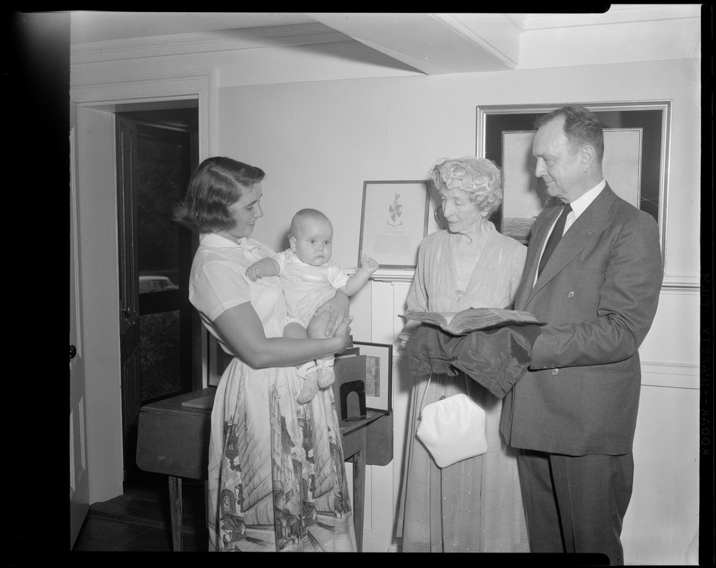 Unidentified photos: service, ceremony, or proceeding?