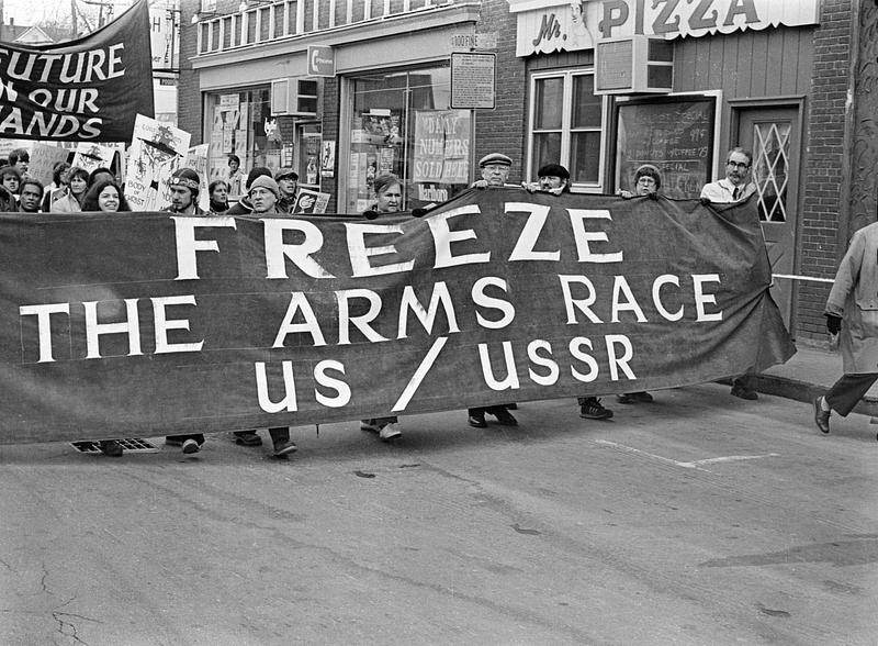 Freeze the arms race - Digital Commonwealth