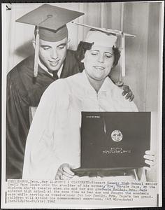 Mom's a classmate