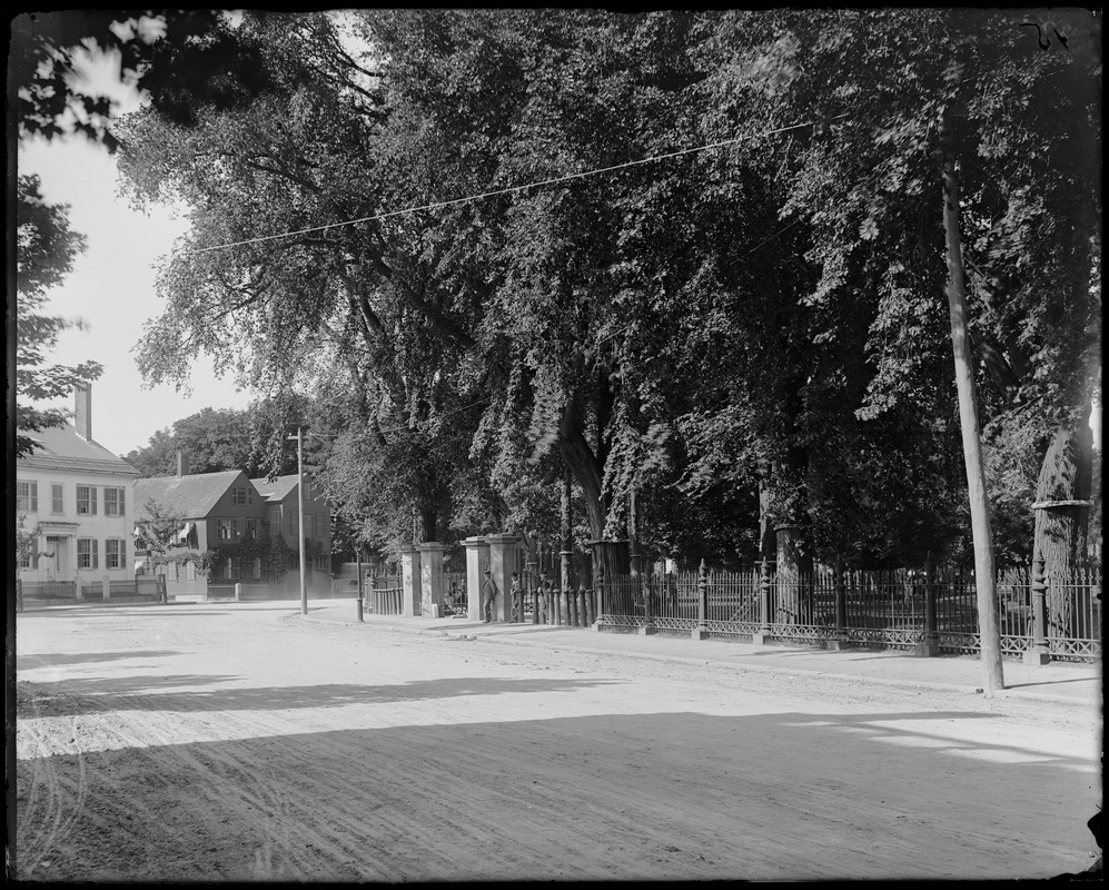 Salem, Common (Washington Square) with gate