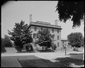 Salem, 13 Washington Square, John Andrew house, 1818