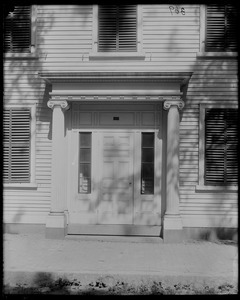 Salem, 376 Essex Street, exterior detail, doorway, Aaron Waite house