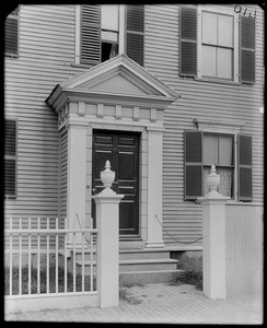 Salem, 82 Washington Square, exterior detail, door, Francis Boardman house