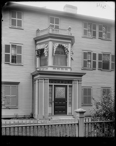 Salem, 5 Monroe Street, exterior detail, door, George W. Williams house, Harrington house