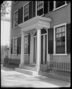 Salem, 359 Chestnut Street, exterior detail, Samuel Endicott house