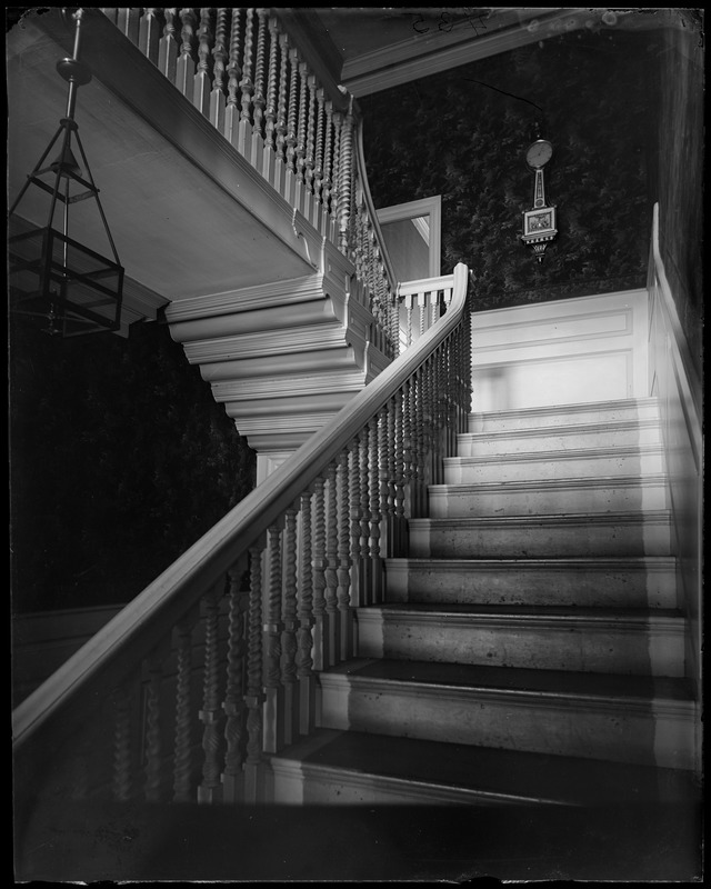 Salem, 266 Essex Street, interior detail, stairway landing, Timothy Orne house, 1761