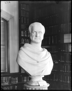 Statuary, George Peabody bust at Peabody Institute, Peabody