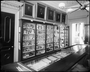 Objects, pottery and porcelain, at the Essex Institute in 1891