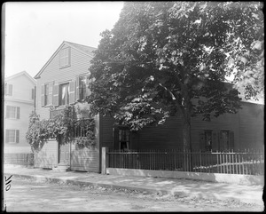 Salem, 25 Washington Square, William Barton house