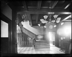 Salem, 370 Essex Street, Public Library, delivery room