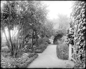 Salem, 26 Chestnut Street, views, garden of Humphrey Devereaux house