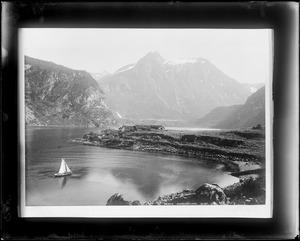 Berke, Hjorundfjord, views