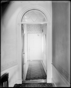 Salem, 13 Washington Square, doorway upper hall, John Andrew house