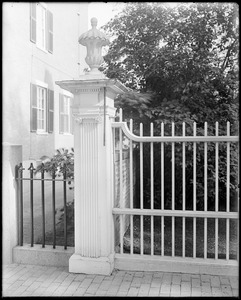 Salem, 25 Chestnut Street, exterior detail, fence post, Mrs. Sarah Dunlap estate, 1832-1837
