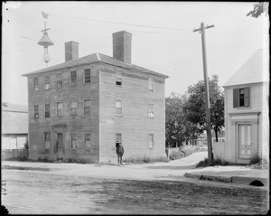 Salem, North Street and Liberty Hill Avenue, unknown house