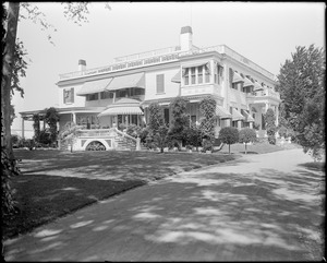 Peabody, Andover Street, views, front and side, Mrs. Jacob C. Rogers Estate, "Oak Hill"