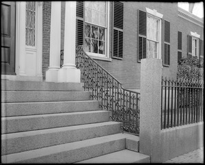 Salem, 29 Washington Square, exterior detail, front steps and railings, John Forrester house