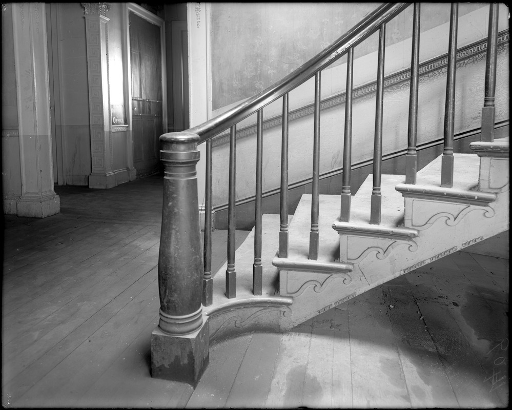 Salem, 204-206 Essex Street, interior detail, first section, stairway, Ezekiel Hersey Derby house, 1799, by Bulfinch
