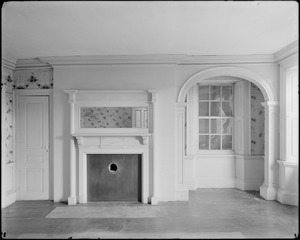 Salem, 188 Derby Street, interior detail, east parlor, mantel, Simon Forrester house