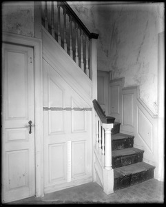 Marblehead, 169 Washington Street, rear stairway, Jeremiah Lee house