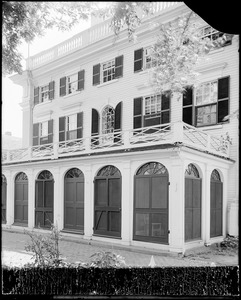 Salem, 80 Federal Street, exterior detail, arches, Jerathmeel Peirce house